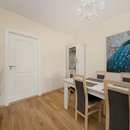 Cozy&quiet, 5 Floor, 800 Meters From Harbour Appartamento