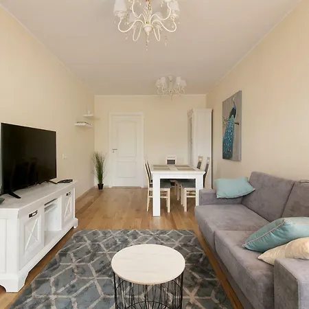 Cozy&quiet, 5 Floor, 800 Meters From Harbour Apartment *
