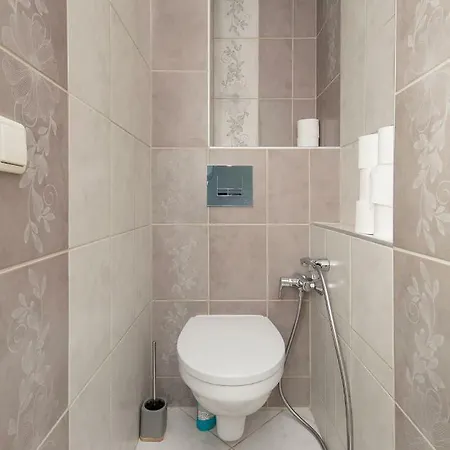 Cozy&quiet, 5 Floor, 800 Meters From Harbour Appartement *